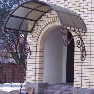 Арочный навес над крыльцом своими руками