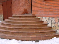 Полукруглое крыльцо